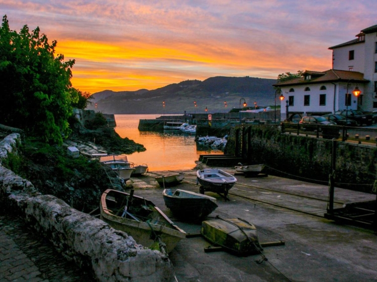 Pequeño hotel con encanto vista mar en Mundaka