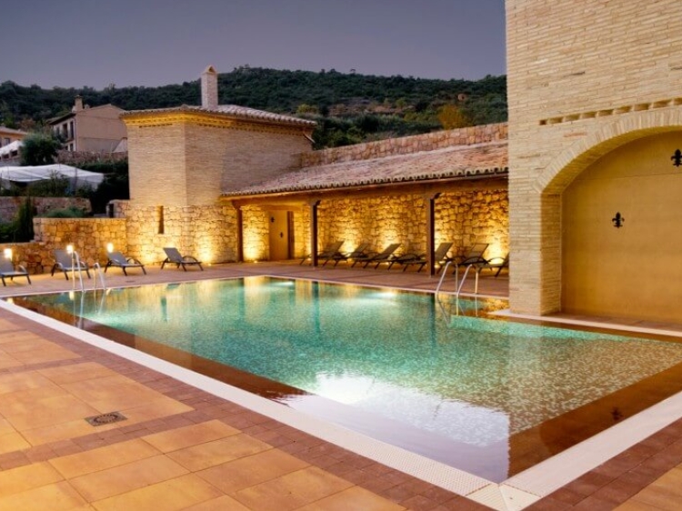 Villa de Alquezar Huesca Aragón España Hotel con encanto Romántico Villa de Alquezar Huesca Aragón España Hotel con encanto Romántico 