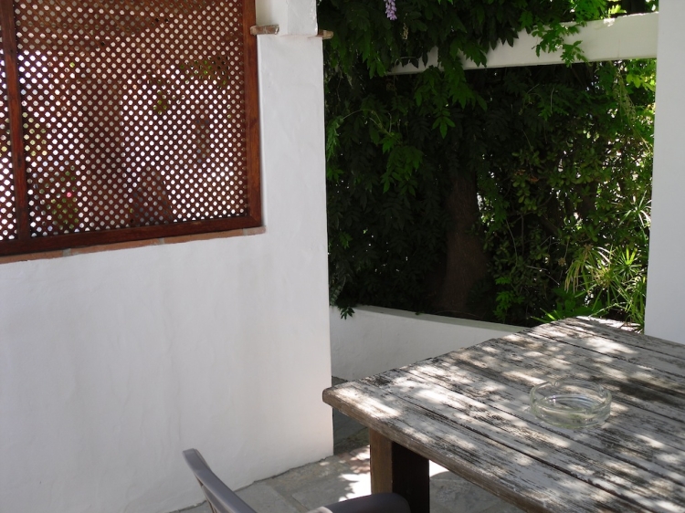 Hostal La Hormiga Voladora Apartamentos con encanto playa de Bolonia Vista Mar Tarifa Casiz Andalucia  España
