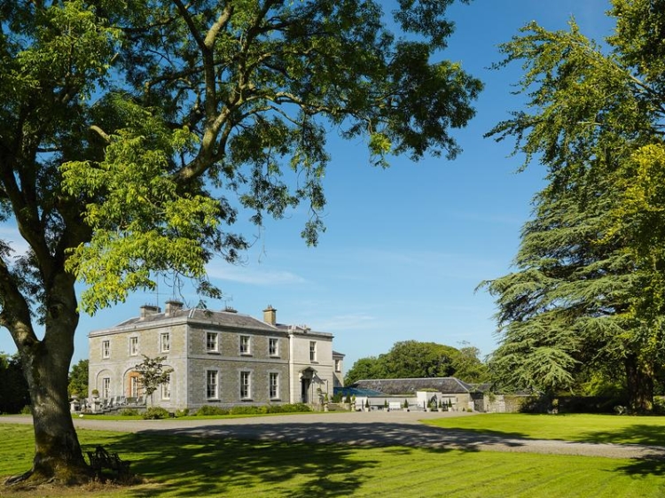 Traditional and beautiful Tankardstownhouse in Slane, Ireland.