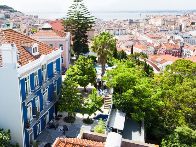 Edificio del hotel con encanto boutique y  de lujo en lisboa Torel Palace