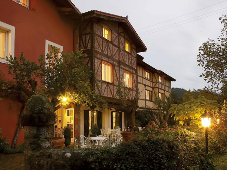 Hotel zubieta leiketio pais vasco alojamiento con encanto