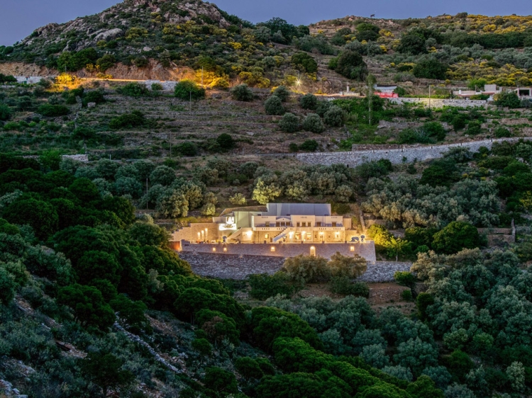 ELaiolithos Luxury Retreat autentico Naxos hotel rural