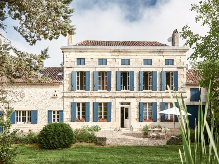 Manoir Laurette: Una encantadora villa en alquiler con piscina en Saint-Martin-Petit, Garonne.