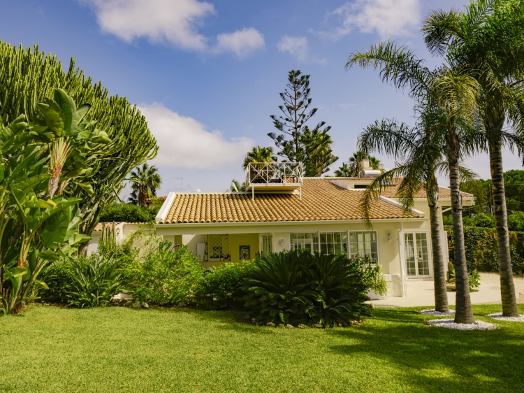 Villa Pomelia