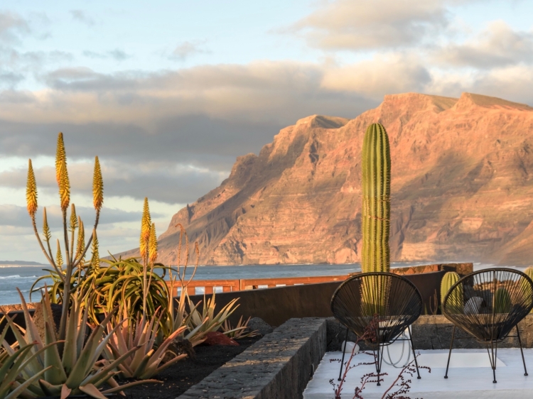 Beach House 93 Lanzarote Famara islas canarias españa casa con encanto 