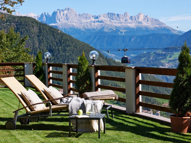 Chalet Grumer Suites & Spa Dolomites view hotel boutique lujo con encanto spa