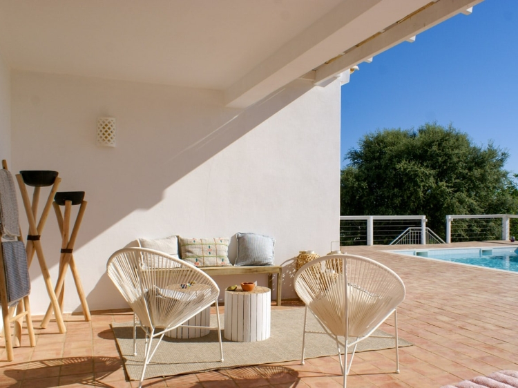 Casa para alquila r en algarve con encanto terraza en santa barbara de nexe