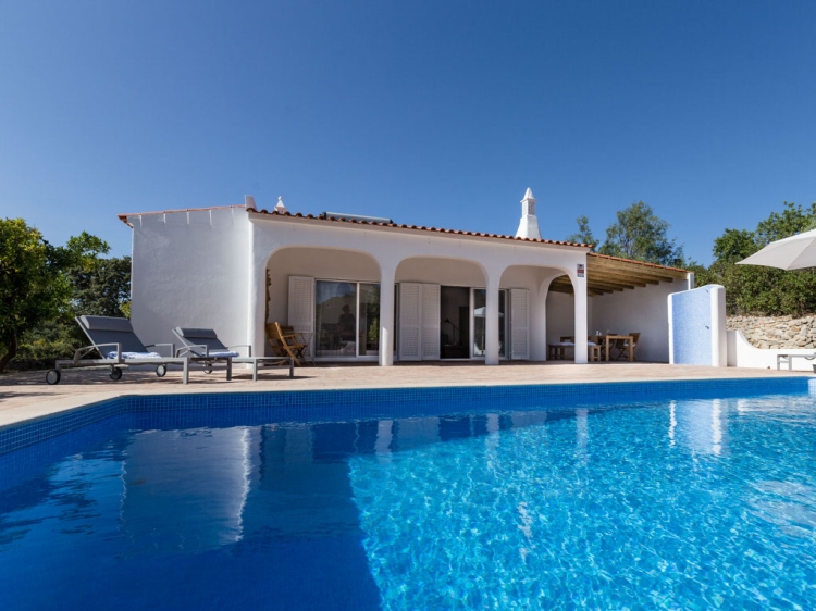 pequeña casa para alquilar Casa La Paz Casa de vacaciones Santa Barbara de Nexe Algarve Portugal con mucho encanto