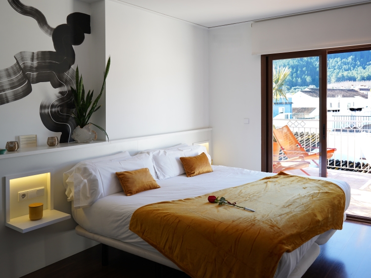 MARDENIT. Rural i Modern dormitorio