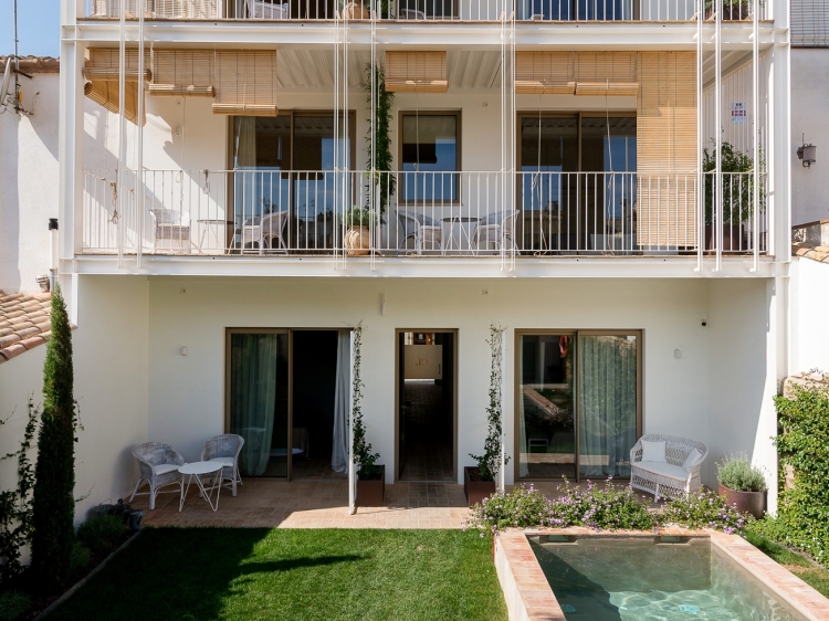Hotel Can Liret Palafrugell España piscina privada alojamiento de vacaciones