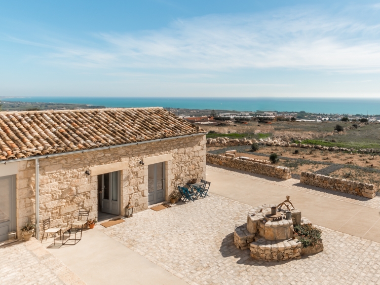Mangiabove Courtyard Alojamiento con encanto Sicilia Sea View