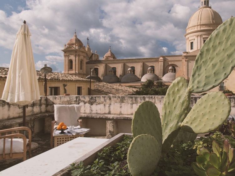 Palazzo Trigona suite hotel b&b en noto con encanto lujo