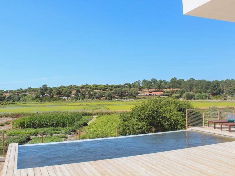 Casa Alfazema piscina en Comporta Carvalhal casa villa vacacional para alquilar con encanto