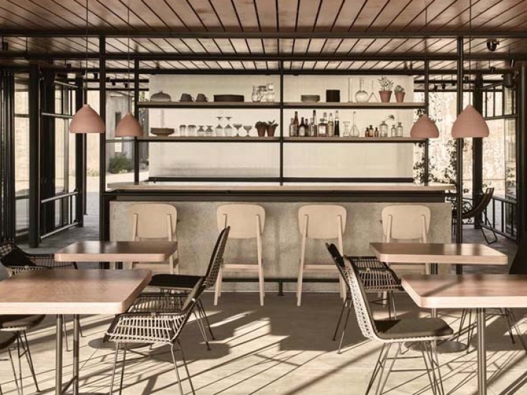 Estilo de hotel   Classique   Tradicional, rústico   Contemporáneo, diseño   Lieu de séjour, lieu de vacances   Fusión Categoría de hotel   Gran lujo   Luxe décontracté   Chic, de charme Dexamenes Seaside Hotel, Péloponnèse Playa de Kourouta