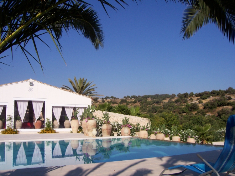 Best Holiday Villa Zinna in Ragusa Italy 