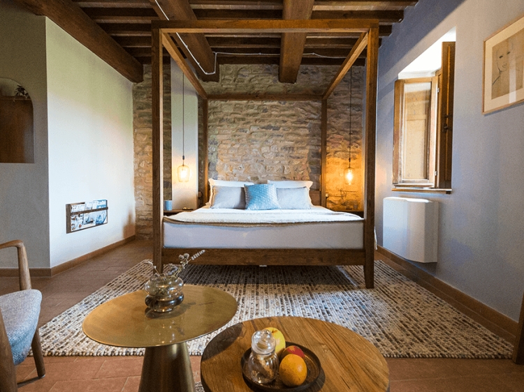 dormitorio casa rural con encanto Borgo Castello Panicaglia Italia Secretplaces