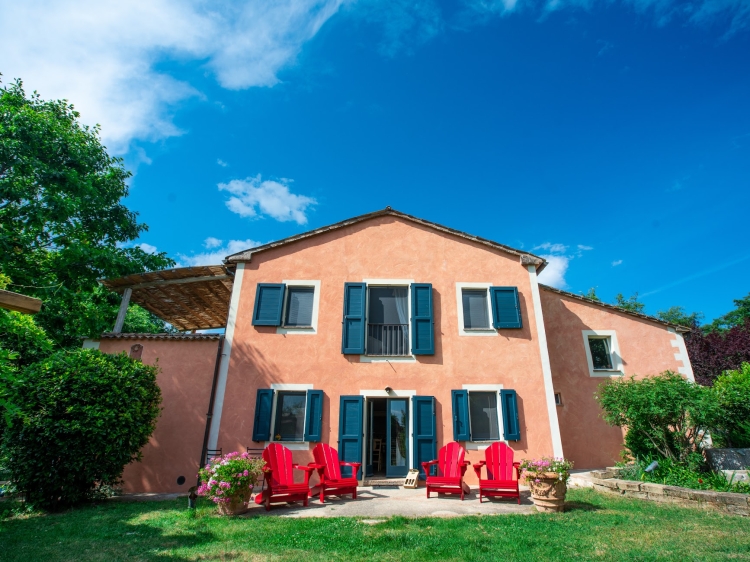 FACHADA Villa Vetrichina, el mejor hotel boutique y casa de vacaciones de la Toscana
