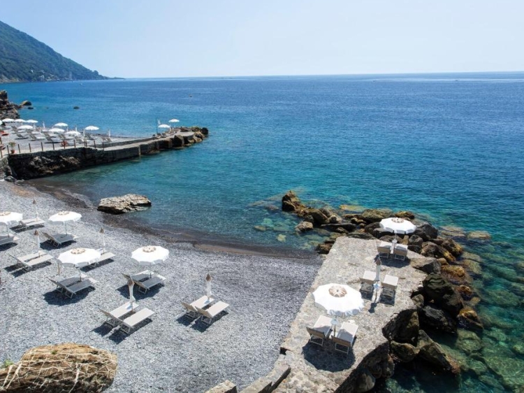 Hotel Cenobio dei Dogi lujo alojamiiento con psicina en Camogli