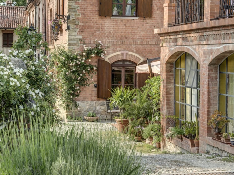 Villa Favorita alba Hotel boutique con encanto