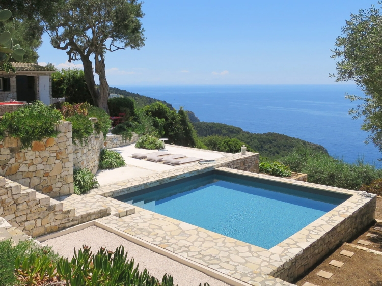 Zoe Paxos Holiday Home: Casas de vacaciones, villa con encanto y de lujo, y alojamientos boutique con piscina en las Islas Jónicas.