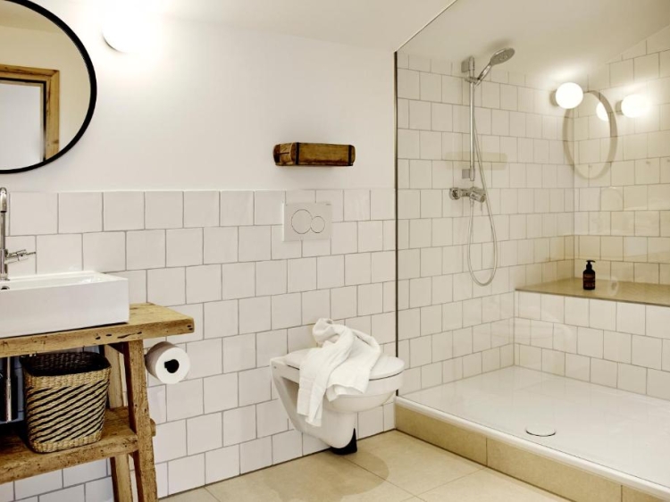 el Schmiedhof con sus once exclusivos pisos de vacaciones / apartamentos con encanto en Geitau Baviera
