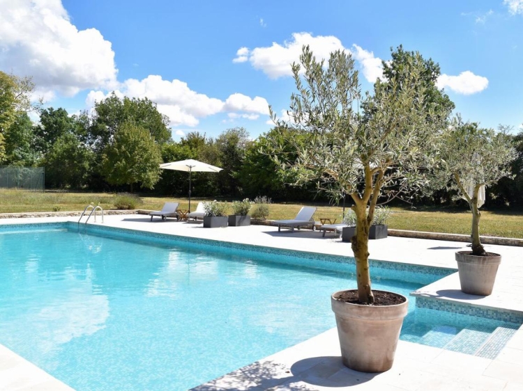 Manoir de Plaisance mejor hotel con encanto en Benon Plaisance
