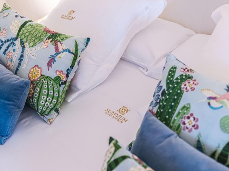 Hotel Monells Summum monells costa brava Girona