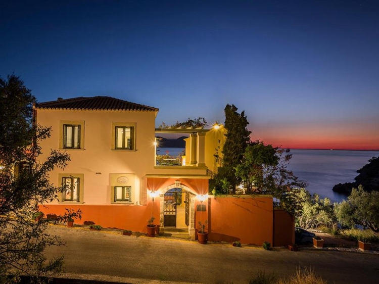 Roi Suites Assos Grecia Secretplaces