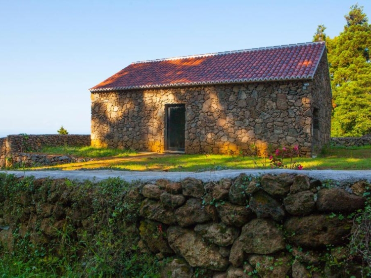 Caparica Azores Ecolodge hotel glamping terceira azores