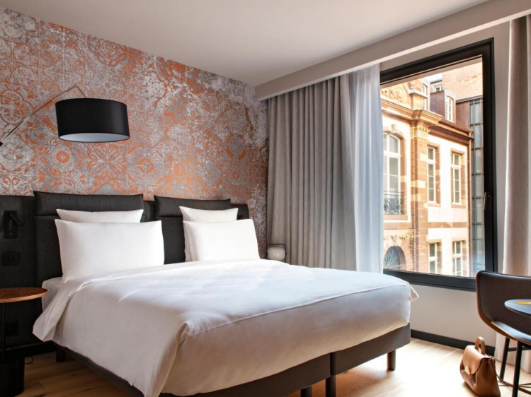 LÉONOR Hotel Estrasburgo Francia