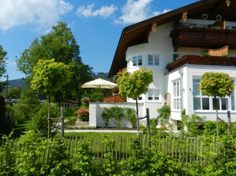 landhaus marinella hotel garni secretplaces teger see lake country