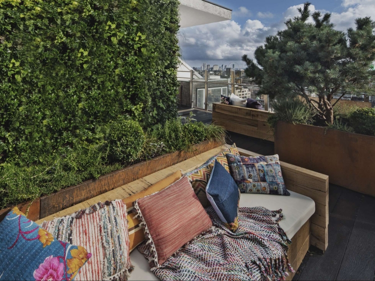 treehouse hotel london, secretplaces, united kingdom, rooftop bar, skyline views