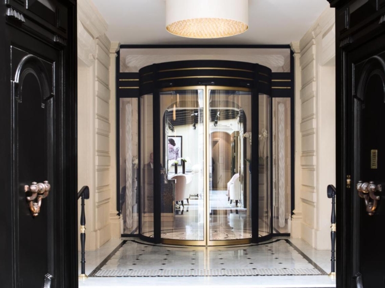 Le Narcisse Blanc Hôtel & Spa boutique hotel Paris
