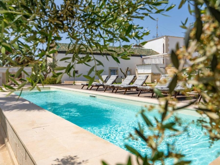 Masseria dei Monaci hotel rural cerca del mar con piscina en Puglia Otranto
