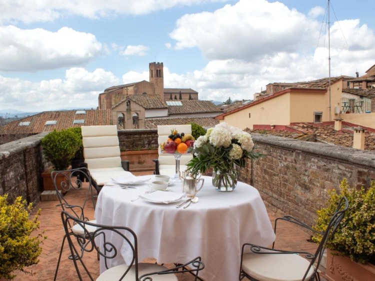 Grand Hotel Continental: el hotel más romántico y exclusivo de Siena