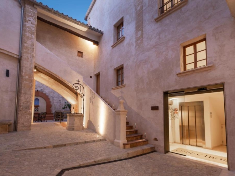 HOTEL CAN CIRERA