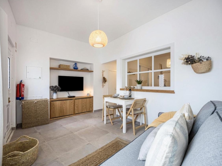 Casa Mateus, villa to rent in vila do Bispo em Carrapateira
