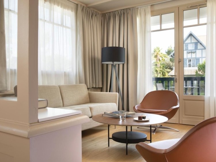 Villa du Pyla en La Teste-de-Buch, en Francia. Apartamentos de vacaciones. Alojamiento perfecto para familias. Vacaciones con niños. Villa con encanto. 
