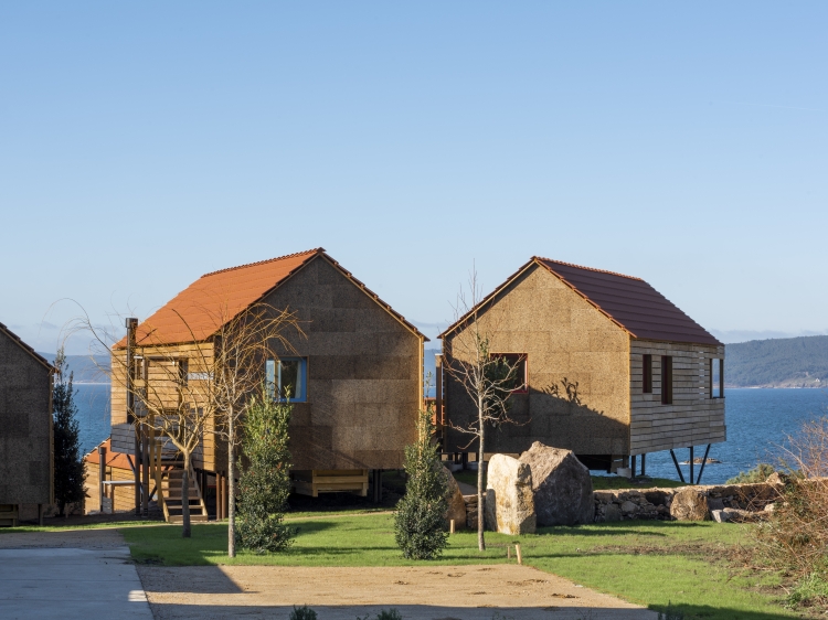 Refuxos de Porto Quilmas, cabañas frente al mar en la Costa da Morte, A Coruña