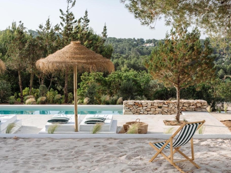 Hotel de lujo Can Domo en Ibiza, Santa Eulalia.