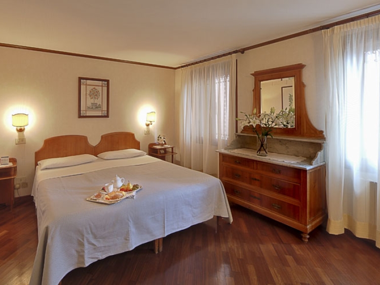 Pensione la Calcina Venice Hotel venecia boutique