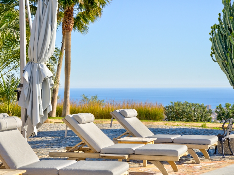 sunbed