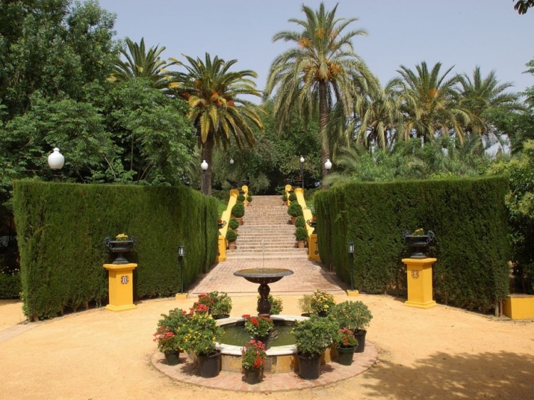 Cortijo Torre de la Reina hotel con encanto en sevilla