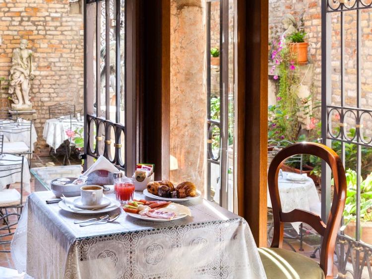 Hotel Al Ponte Mocenigo b&b venecia con encanto boutique hotel