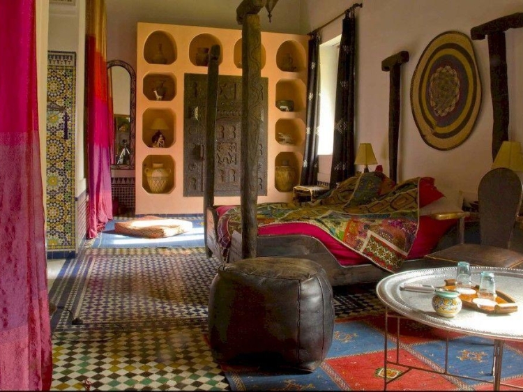 Riad Al Bartal Fez Hotel boutique El hotel Riad Al Bartal en Fez es el más encantador y romántico de Marruecos