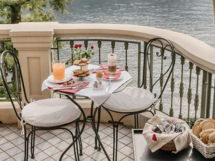 Relais Villa Vittoria hotel boutique romántico de lujo en el lago de Como