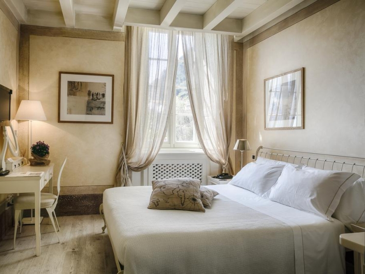 Relais Villa Vittoria hotel boutique romántico de lujo en el lago de Como