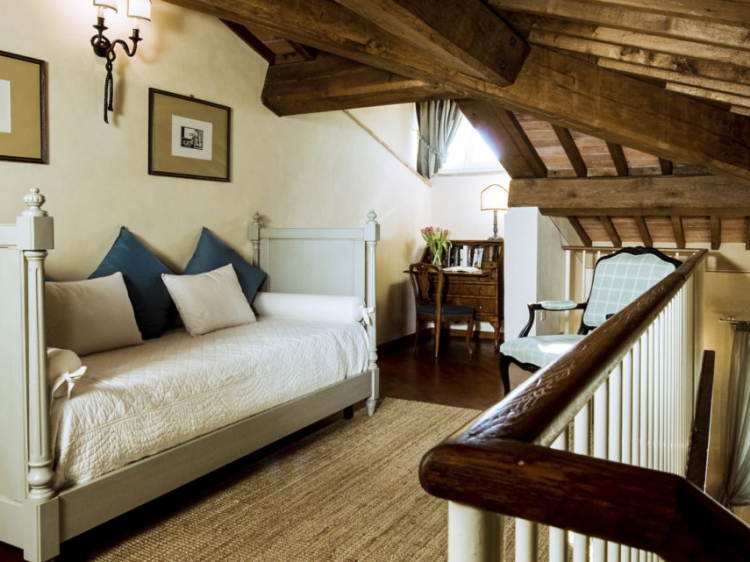 Tenuta Poggio al Casone Tuscany pisa Apartments boutique best