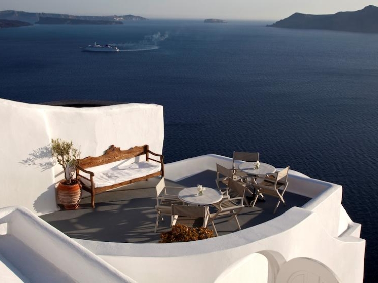 IKIES Traditional Houses santorini hotel boutique romantico